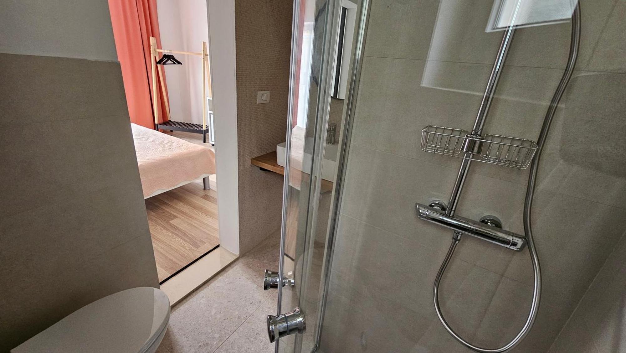 Apartments And Rooms Villa Dona Makarska Extérieur photo