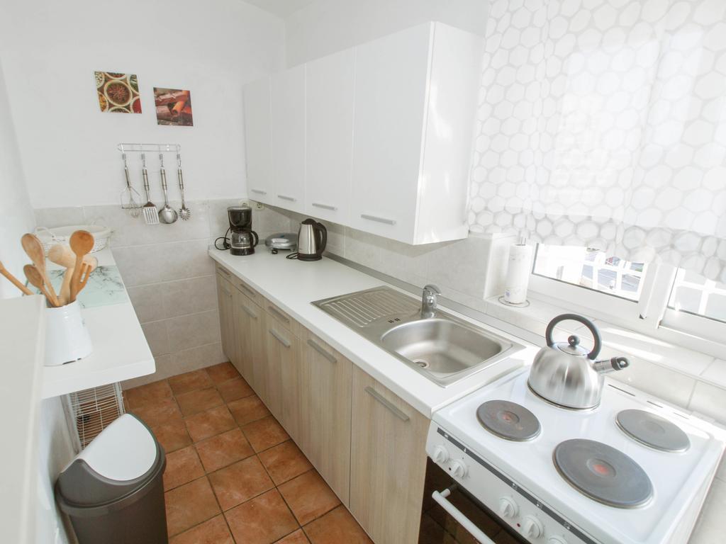 Apartments And Rooms Villa Dona Makarska Extérieur photo