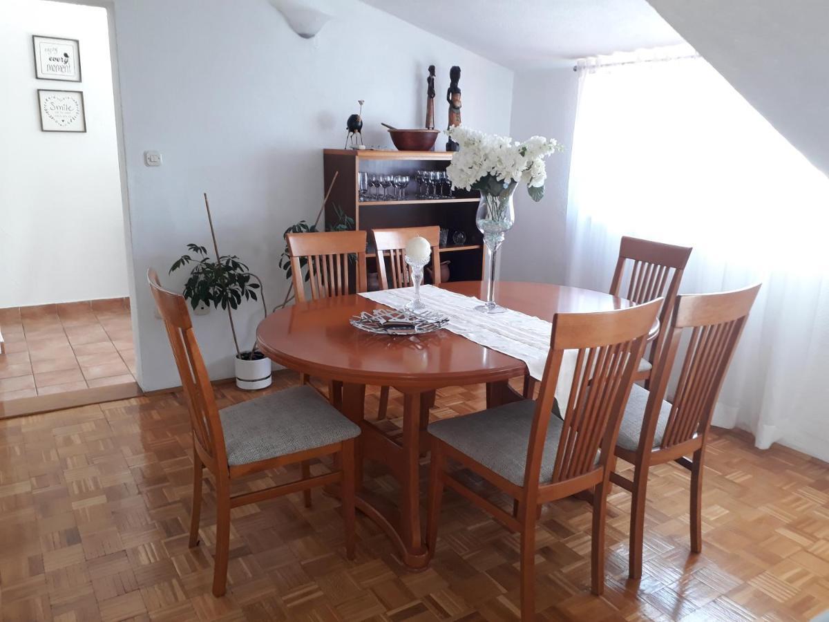 Apartments And Rooms Villa Dona Makarska Extérieur photo